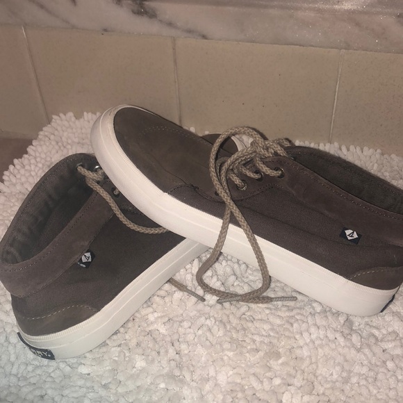 Sperry Shoes - Sperry Brown hightops